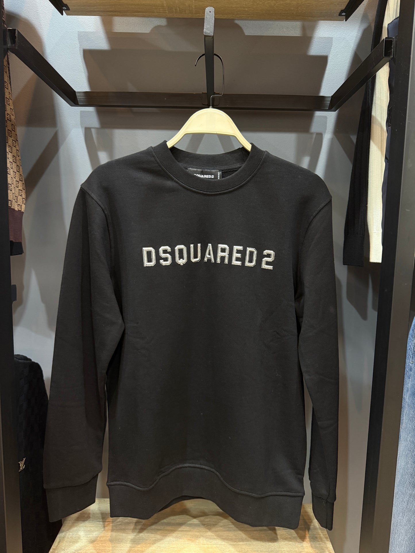 dsquared sweatshirt with silver logo