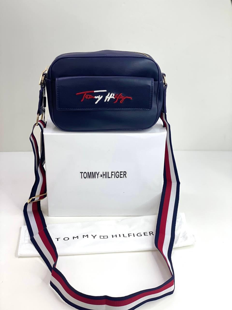 Tommy hilfiger navy bag