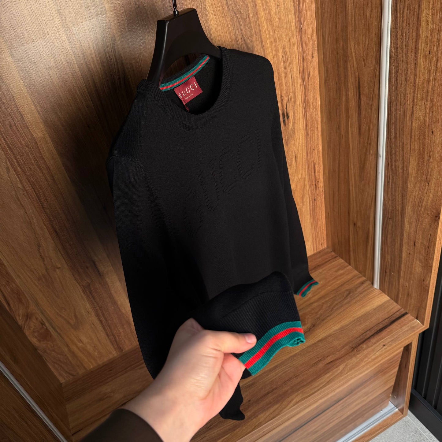 GUCCI BLACK PULLOVER