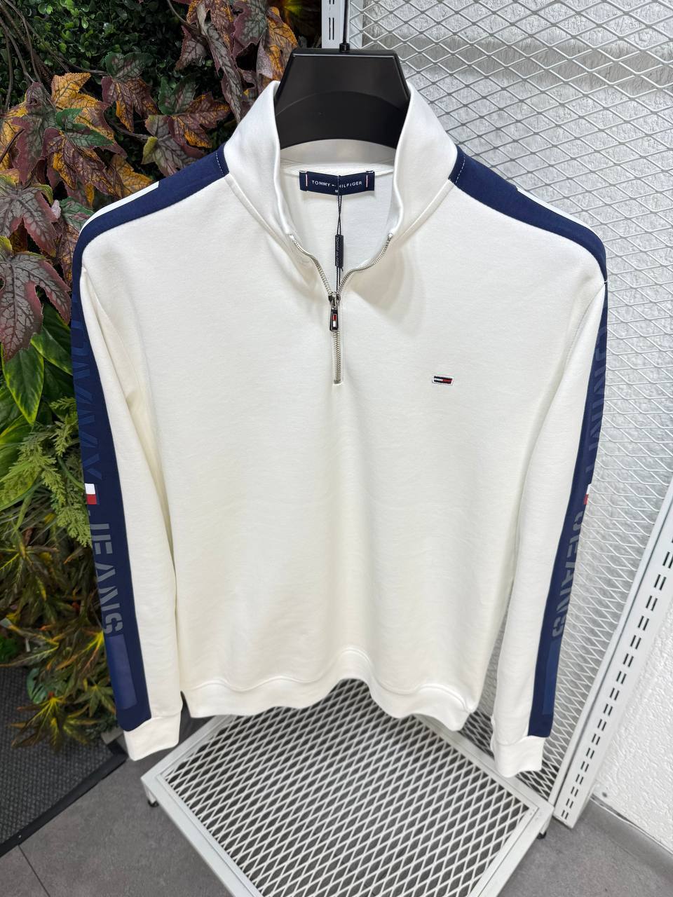 Tommy Hilfiger Half Zip Sweatshirt - White & Navy