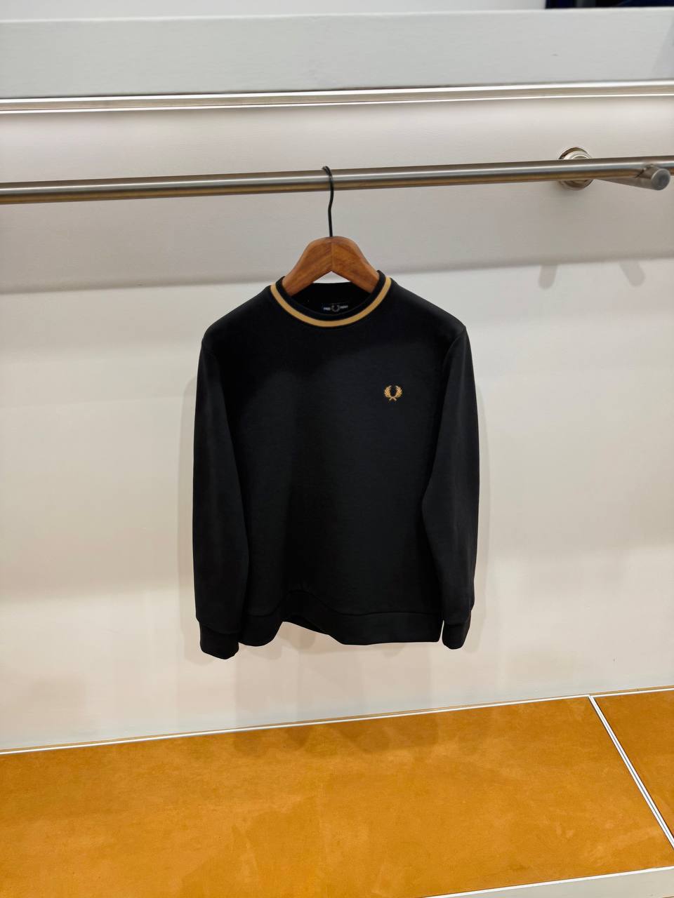 Fred Perry Twin Tipped Sweatshirt - Black/Gold