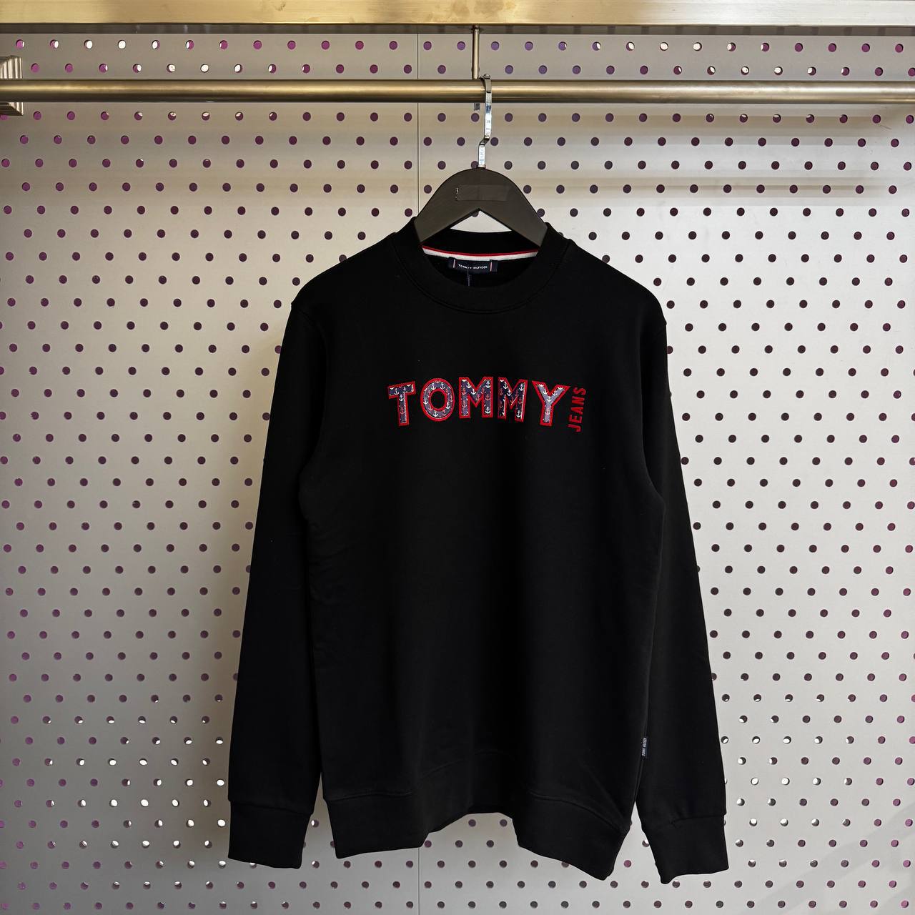 Tommy Jeans Nautical Anchor Script Sweatshirt – Navy