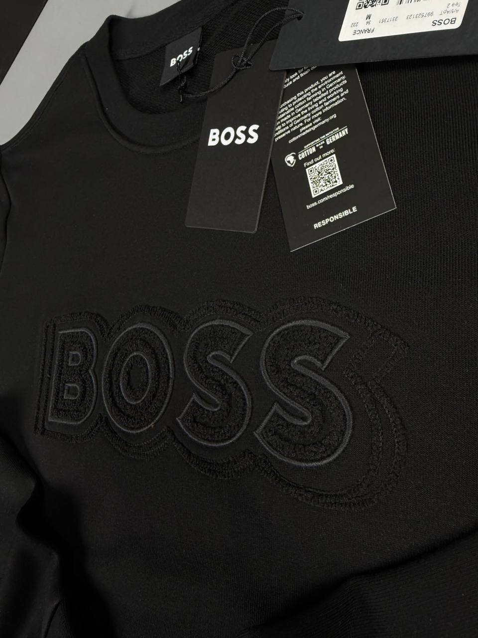 BOSS Raised Logo Crewneck Sweatshirt – Black