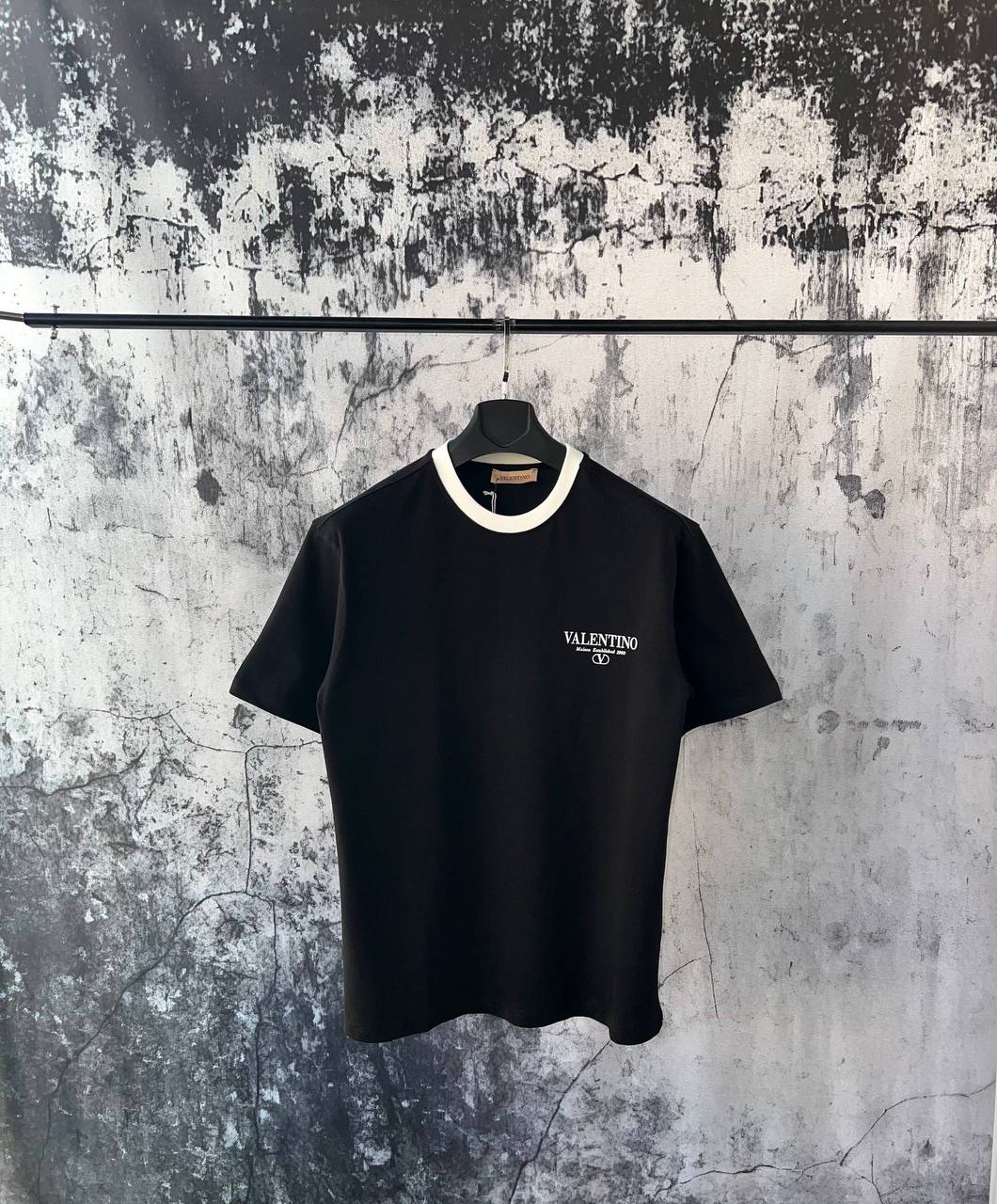 Valentino Essential Logo Black T-Shirt